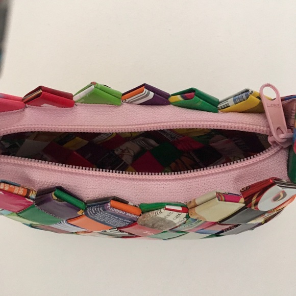 🍬🍭Small Multi Colored Candy Wrapper Purse 🍬🍭 - Picture 6 of 6